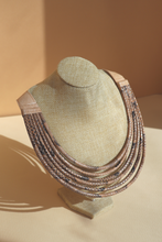 Charger l&#39;image dans la galerie, collier_femme_cuir_python_beige_fait_main_etsy_shayza
